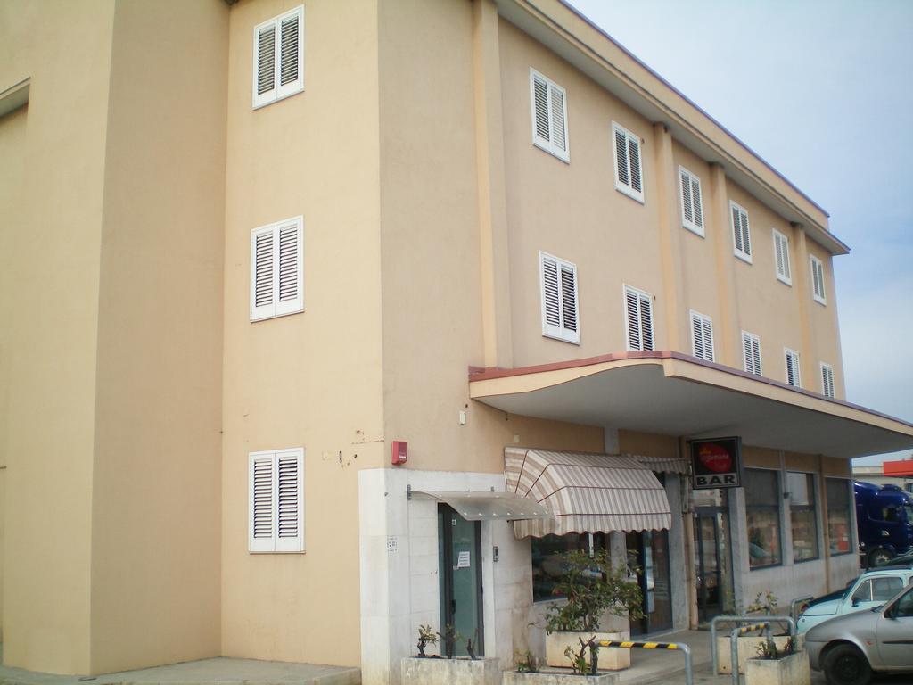 Hotel Zio Cataldo 科拉托 外观 照片