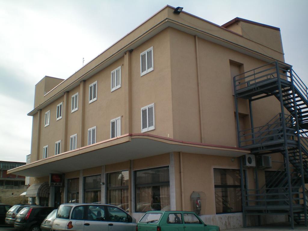 Hotel Zio Cataldo 科拉托 外观 照片